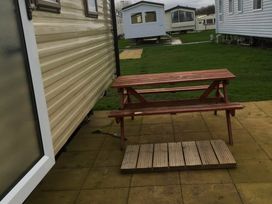 Primrose Valley Holiday Park - Holiday Accommodation 930 - North Yorkshire (incl. Whitby) - 1189237 - thumbnail photo 2