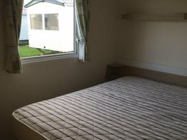 Primrose Valley Holiday Park - Holiday Accommodation 930 - North Yorkshire (incl. Whitby) - 1189237 - thumbnail photo 5