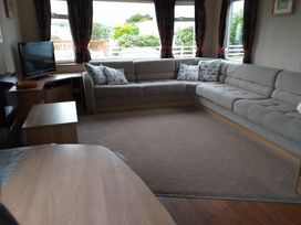 Greenacres Holiday Park - Holiday Accommodation 9317 - North Wales - 1189238 - thumbnail photo 7