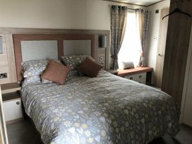Reighton Sands Holiday Park - Holiday Accommodation 9333 - North Yorkshire (incl. Whitby) - 1189240 - thumbnail photo 8