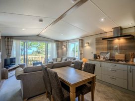 Kelling Heath Holiday Park - Holiday Accommodation 9356 - Norfolk - 1189243 - thumbnail photo 7