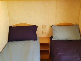 Coral Beach - Holiday Accommodation 9357 - Lincolnshire - 1189244 - thumbnail photo 5