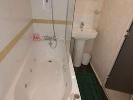 Hoburne Blue Anchor - Holiday Accommodation 9444 - Devon - 1189249 - thumbnail photo 10
