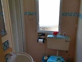 Lido Beach Holiday Park - Holiday Accommodation 9450 - North Wales - 1189251 - thumbnail photo 6