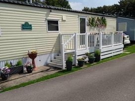 Lido Beach Holiday Park - Holiday Accommodation 9450 - North Wales - 1189251 - thumbnail photo 9