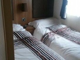 Ty Mawr Holiday Park - Holiday Accommodation 946 - North Wales - 1189253 - thumbnail photo 4