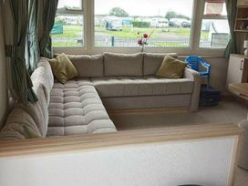 Unity Holiday Resort - Holiday Accommodation 9480 - Somerset & Wiltshire - 1189255 - thumbnail photo 8