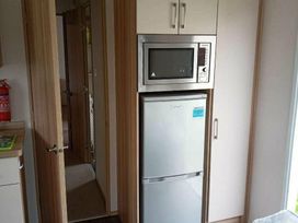 Unity Holiday Resort - Holiday Accommodation 9480 - Somerset & Wiltshire - 1189255 - thumbnail photo 10