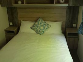 Beverley Bay Holiday Park - Holiday Accommodation 9506 - Devon - 1189257 - thumbnail photo 7