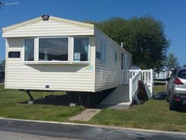 Presthaven Beach Resort - Holiday Accommodation 9548 - North Wales - 1189260 - thumbnail photo 1