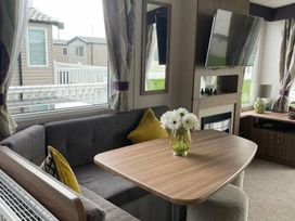 Flamingo Land Holiday Park - Holiday Accommodation 9653 - North Yorkshire (incl. Whitby) - 1189270 - thumbnail photo 2