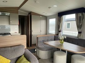 Flamingo Land Holiday Park - Holiday Accommodation 9653 - North Yorkshire (incl. Whitby) - 1189270 - thumbnail photo 3