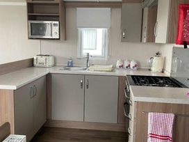 Flamingo Land Holiday Park - Holiday Accommodation 9653 - North Yorkshire (incl. Whitby) - 1189270 - thumbnail photo 4