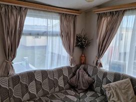Happy Days Holiday Homes - Holiday Accommodation 9687 - Lincolnshire - 1189274 - thumbnail photo 4