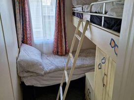 Happy Days Holiday Homes - Holiday Accommodation 9687 - Lincolnshire - 1189274 - thumbnail photo 13
