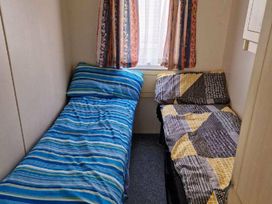 Happy Days Holiday Homes - Holiday Accommodation 9687 - Lincolnshire - 1189274 - thumbnail photo 15