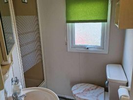 Happy Days Holiday Homes - Holiday Accommodation 9687 - Lincolnshire - 1189274 - thumbnail photo 16