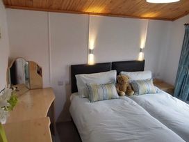 Port Haverigg Holiday Village - Holiday Accommodation 9690 - Lake District - 1189275 - thumbnail photo 9