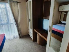Marton Mere Holiday Village - Holiday Accommodation 9695 - Lake District - 1189276 - thumbnail photo 10