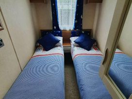 Marton Mere Holiday Village - Holiday Accommodation 9695 - Lake District - 1189276 - thumbnail photo 11
