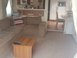 Primrose Valley Holiday Park - Holiday Accommodation 9708 - North Yorkshire (incl. Whitby) - 1189278 - thumbnail photo 7