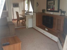 Primrose Valley Holiday Park - Holiday Accommodation 9708 - North Yorkshire (incl. Whitby) - 1189278 - thumbnail photo 9