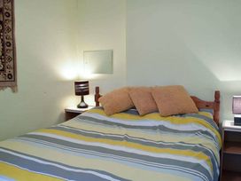 Penlan Holiday Park - Holiday Accommodation 9745 - South Wales - 1189282 - thumbnail photo 4