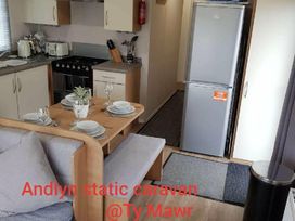 Ty Mawr Holiday Park - Holiday Accommodation 9766 - North Wales - 1189283 - thumbnail photo 3
