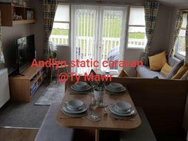 Ty Mawr Holiday Park - Holiday Accommodation 9766 - North Wales - 1189283 - thumbnail photo 4