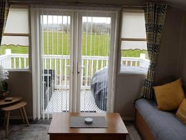 Ty Mawr Holiday Park - Holiday Accommodation 9766 - North Wales - 1189283 - thumbnail photo 6