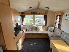 Thornwick Bay Holiday Village - Holiday Accommodation 9781 - North Yorkshire (incl. Whitby) - 1189286 - thumbnail photo 8