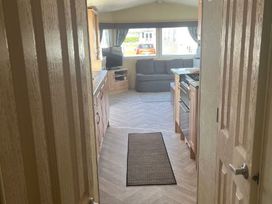 Golden Palm Resort - Holiday Accommodation 9838 - Lincolnshire - 1189292 - thumbnail photo 6