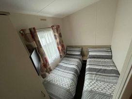Spring Willows Leisure Park - Holiday Accommodation 9848 - North Yorkshire (incl. Whitby) - 1189293 - thumbnail photo 9