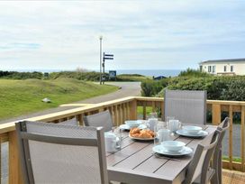 Perran Sands - Holiday Accommodation 9871 - Cornwall - 1189296 - thumbnail photo 1