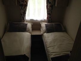 Little Argham (private land) - Holiday Accommodation 990 - North Yorkshire (incl. Whitby) - 1189301 - thumbnail photo 7