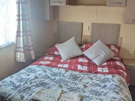 Waterside Bowleaze Cove Holiday Park - Holiday Accommodation 9918 - Dorset - 1189303 - thumbnail photo 6