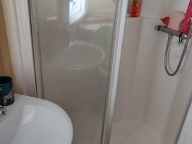 Waterside Bowleaze Cove Holiday Park - Holiday Accommodation 9918 - Dorset - 1189303 - thumbnail photo 10