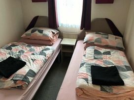 Brynowen Holiday Park - Holiday Accommodation 9957 - Mid Wales - 1189307 - thumbnail photo 5
