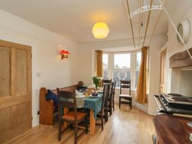 Hawthorn House - North Yorkshire (incl. Whitby) - 1189353 - thumbnail photo 17