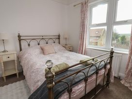 Hawthorn House - North Yorkshire (incl. Whitby) - 1189353 - thumbnail photo 41