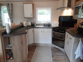 Aberdunant Hall Holiday Park - Holiday Accommodation 21897 - North Wales - 1189656 - thumbnail photo 4