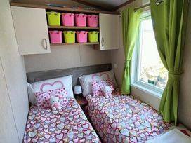 Port Haverigg Holiday Village - Holiday Accommodation 22188 - Lake District - 1189657 - thumbnail photo 10