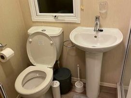 Brynowen Holiday Park - Holiday Accommodation 22432 - Mid Wales - 1189688 - thumbnail photo 9