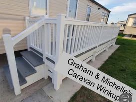 Lyons Winkups and Primrose - Holiday Accommodation 4006 - North Wales - 1189689 - thumbnail photo 4