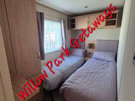 Orchards Holiday Village - Holiday Accommodation 21142 - Suffolk & Essex - 1189730 - thumbnail photo 4