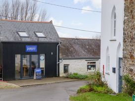 An outdoor view of a pottery shop at Old Sunday School in Welcombe near Kilkhampton