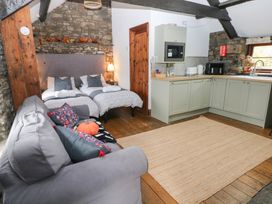 Glas Studio - South Wales - 1190109 - thumbnail photo 2