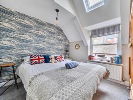 Lil Nauti - Cornwall - 1190899 - thumbnail photo 1
