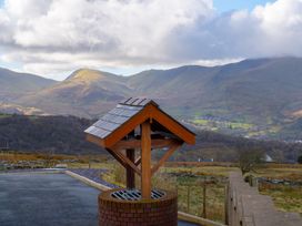 A well surrounded by mountains at Groeslon Uchaf in Caernarfon