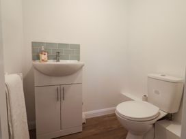 Manor Cottage - Somerset & Wiltshire - 1191078 - thumbnail photo 20